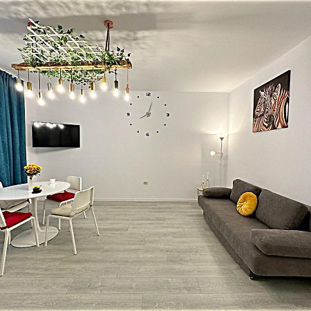 Hezo Sunshine Studio And Apartment Нэводари Экстерьер фото